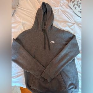 Men’s Nike Sweatshirt